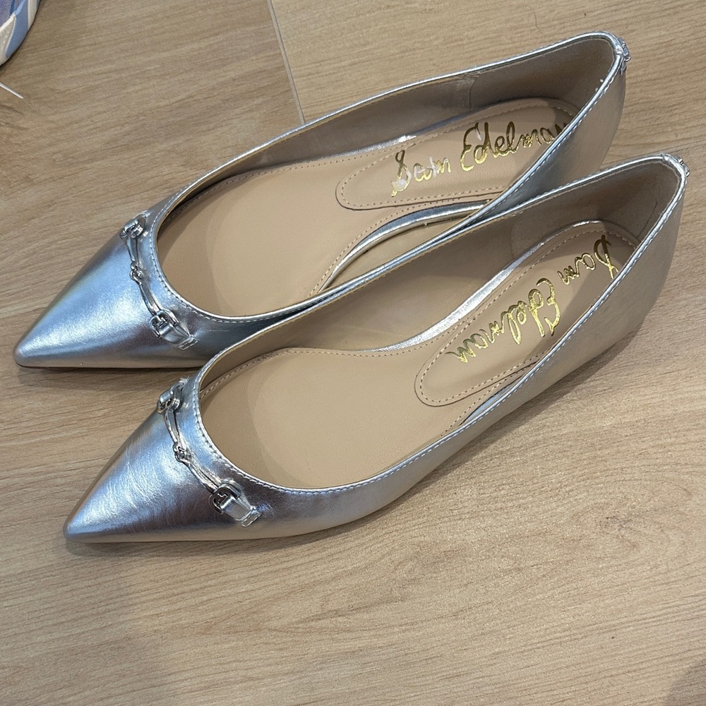Sam Edelman Metallic Silver Pointed Flats size 7.5